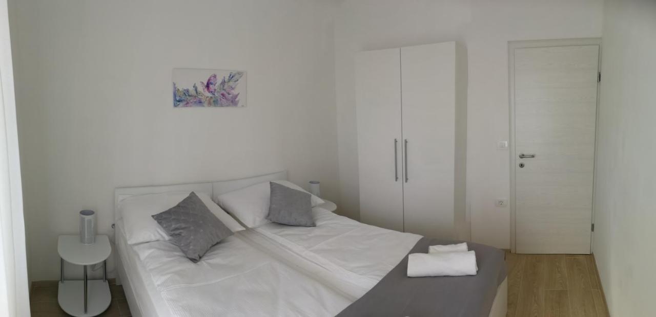 Apartments B&M Sežana Dış mekan fotoğraf